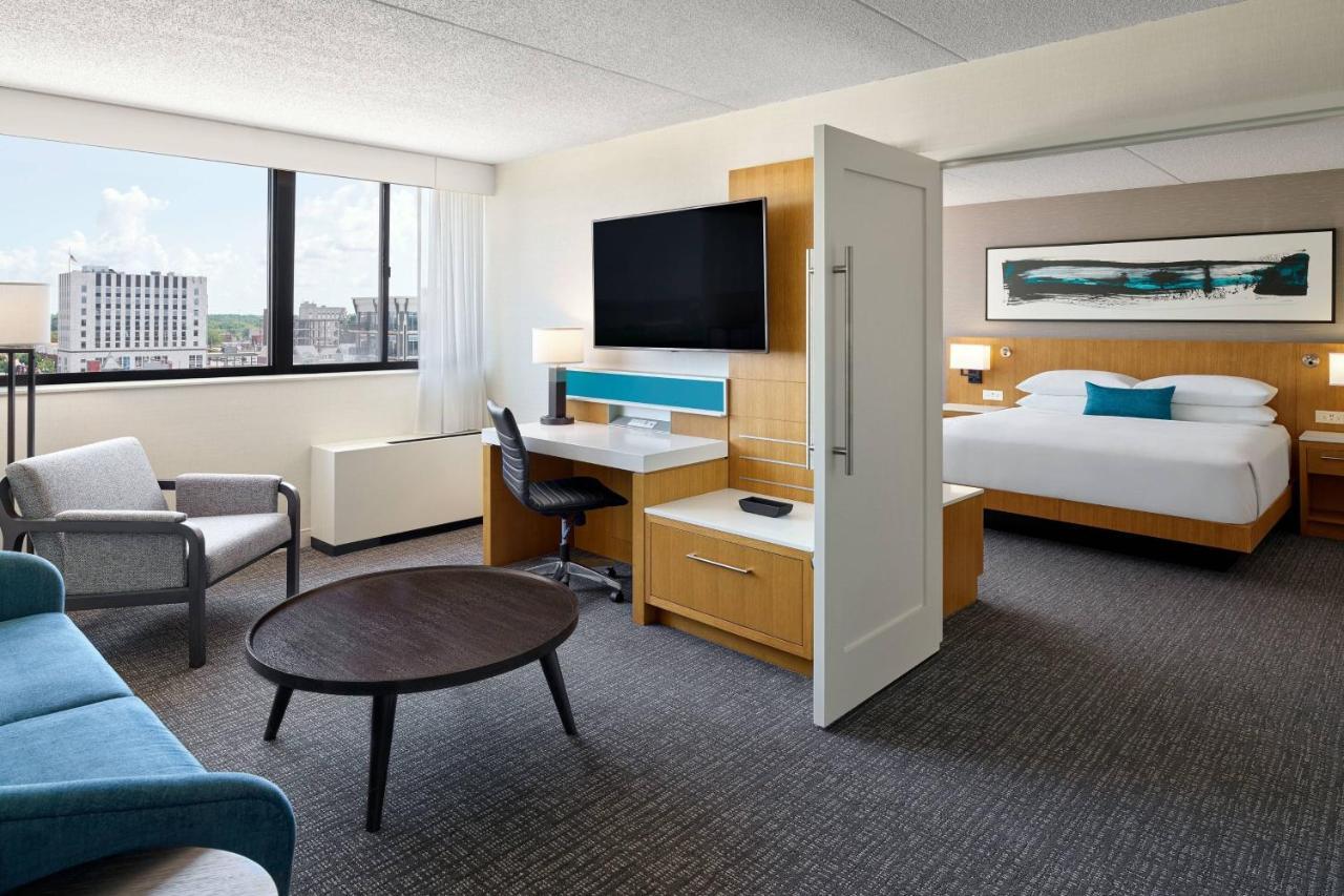 Delta Hotels By Marriott Muskegon Convention Center Eksteriør billede